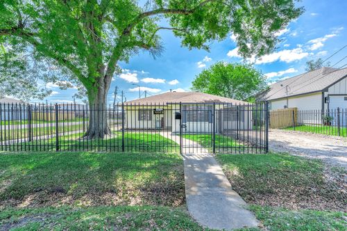 b-4356#B Phlox St, Houston, TX, 77051-2708 | Card Image