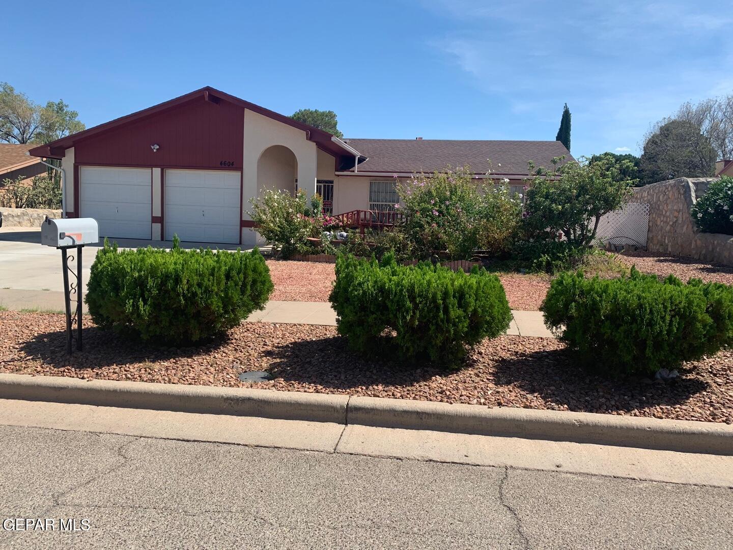 R T Cassidy Dr, El Paso, TX 79924