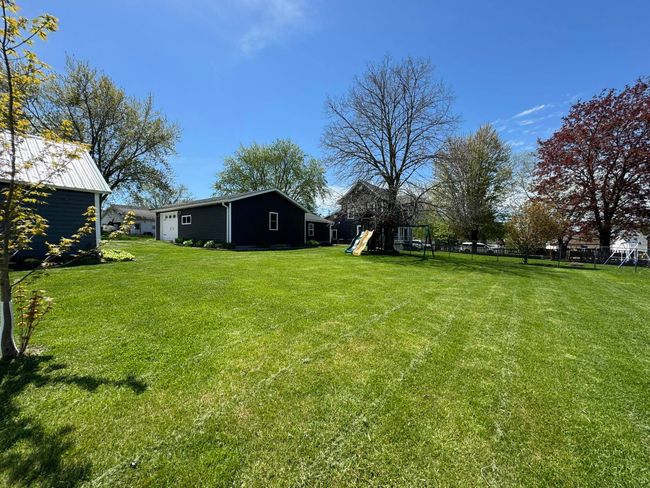 226 S Sidney St, House other with 3 bedrooms, 2 bathrooms and null parking in SHULLSBURG WI | Image 56