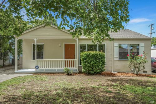561 Cedar Street, Vallejo, CA, 94591 | Card Image