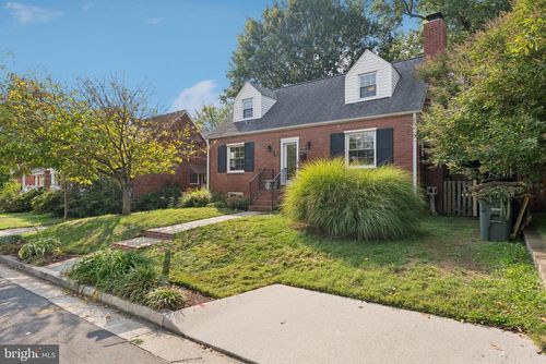 1022 21st St S, ARLINGTON, VA, 22202-2113 | Card Image
