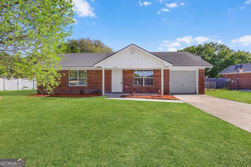 1456 Blackhawk Holw, Hinesville, GA, 31313-9195 | Card Image