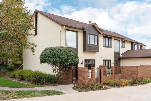 1237 Chevington Ct, Centerville, OH, 45459-2648 | Card Image