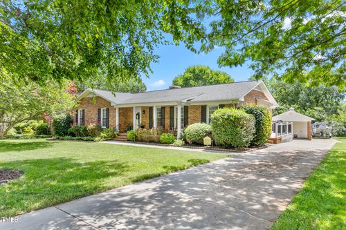 1615 Regency Dr, Burlington, NC, 27215-3353 | Card Image