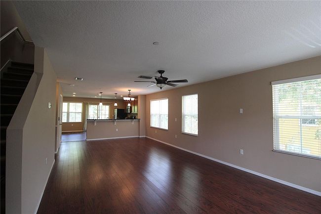 Living Area | Image 5