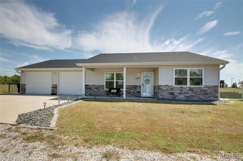 5639 Patriot Ln, Hannibal, MO, 63401-2208 | Card Image