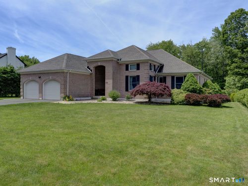 25 Amato Dr, Wethersfield, CT, 06109-3944 | Card Image