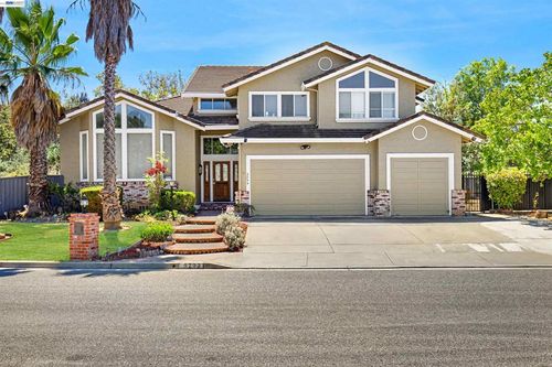 6299 Scenic Meadow Ln, San Jose, CA, 95135-1657 | Card Image