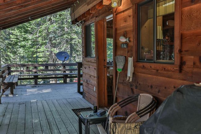 1529 Little Grass Valley Rd, House other with 3 bedrooms, 2 bathrooms and null parking in Strawberry Valley CA | Image 9
