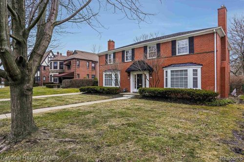 858 Trombley Rd, Grosse Pointe Park, MI, 48230-1837 | Card Image