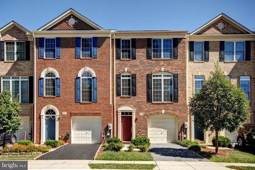 8910 Dawson Manor Dr, Ellicott City, MD, 21043-8005 | Card Image