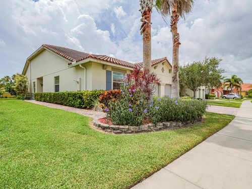 unit-101-6325 Oxford Cir, Vero Beach, FL, 32966-8997 | Card Image