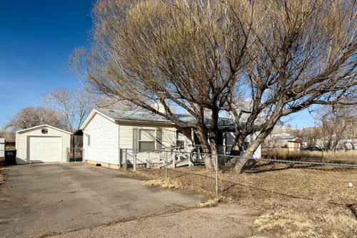 2037 N 250 W, Vernal, UT, 84078-9535 | Card Image