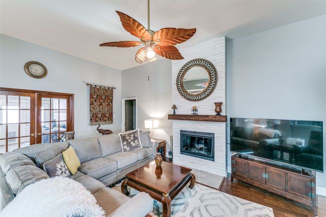 209 Timberbluff Ln, House other with 4 bedrooms, 2 bathrooms and null parking in Murphy TX | Image 7