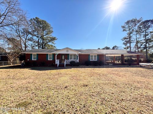 7825 Snow Hill Dr, Roseboro, NC, 28382-0318 | Card Image