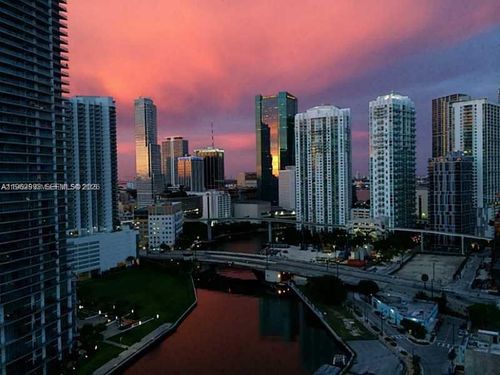 apt-1506-690 Sw 1st Ct, MIAMI, FL, 33130-2919 | Card Image