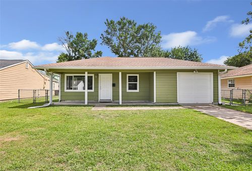 708 N Circle Dr, Baytown, TX, 77520-7230 | Card Image