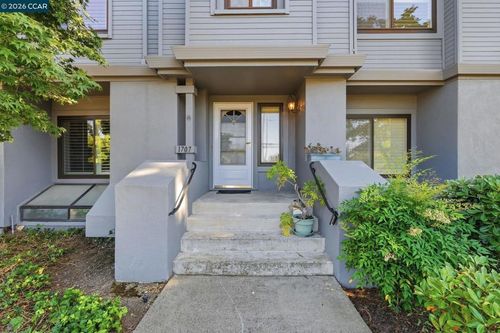 1707 Geary Rd, Walnut Creek, CA, 94597-2521 | Card Image