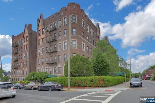 755 Anderson Ave, Cliffside Park, NJ, 07010-2175 | Card Image