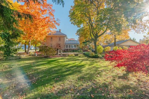 21 Rosalie St, Zurich, ON, N0M2T0 | Card Image