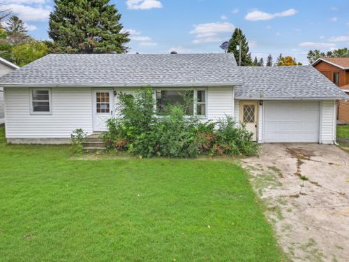 407 W 4th St, Argyle, MN, 56713-4001 | Card Image