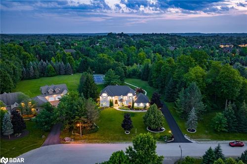 {{alt}} | Card Image