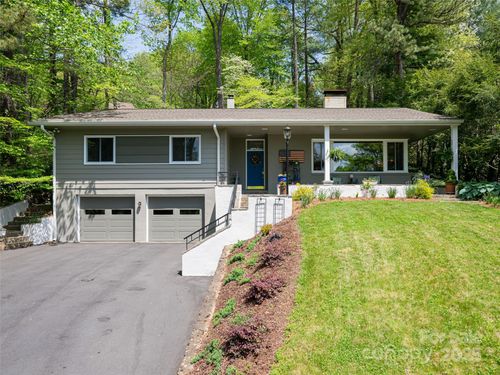 165 Country Club Dr, Waynesville, NC, 28786-4721 | Card Image