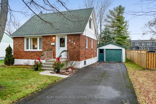 630 Hillside Dr, Gananoque, ON, K7G2E4 | Card Image