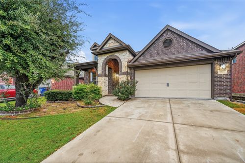 1921 Highland Oaks Dr, Wylie, TX, 75098-5034 | Card Image