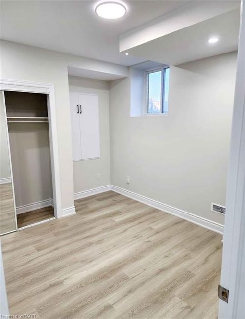 basement-4 Flagg Ave, Paris, ON, N3L0K2 | Card Image