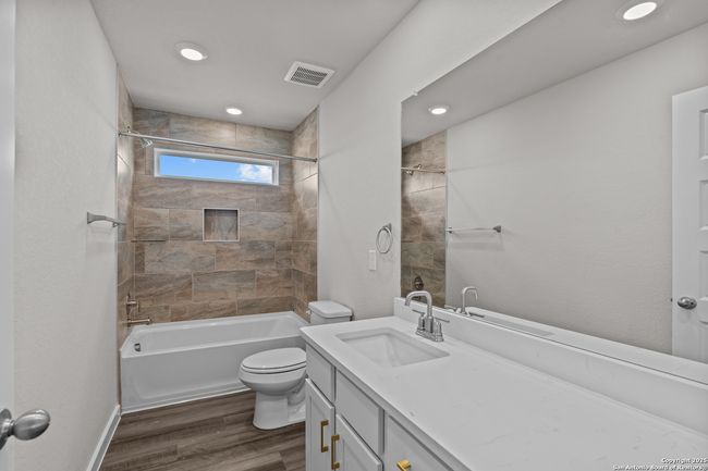 1520 Upwell Crk, House other with 3 bedrooms, 3 bathrooms and null parking in New Braunfels TX | Image 28