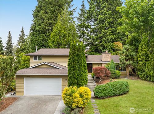 13730 Se 20th St, Bellevue, WA, 98005-4006 | Card Image