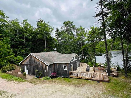 68 Village Path, Vaughan, NS, B0N2T0 | Card Image