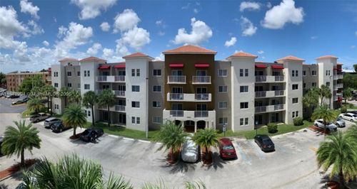apt-405-11040 Sw 196th St, Cutler Bay, FL, 33157-8492 | Card Image