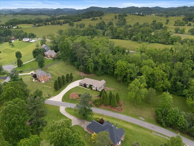 20118 Heron Cir, House other with 4 bedrooms, 4 bathrooms and 4 parking in Abingdon VA | Image 76