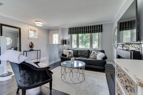 4 Bryant Ave, East York, ON, M4C5G8 | Card Image