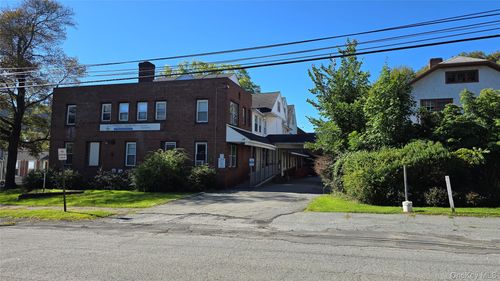17 Hamilton Ave, Monticello, NY, 12701-1319 | Card Image