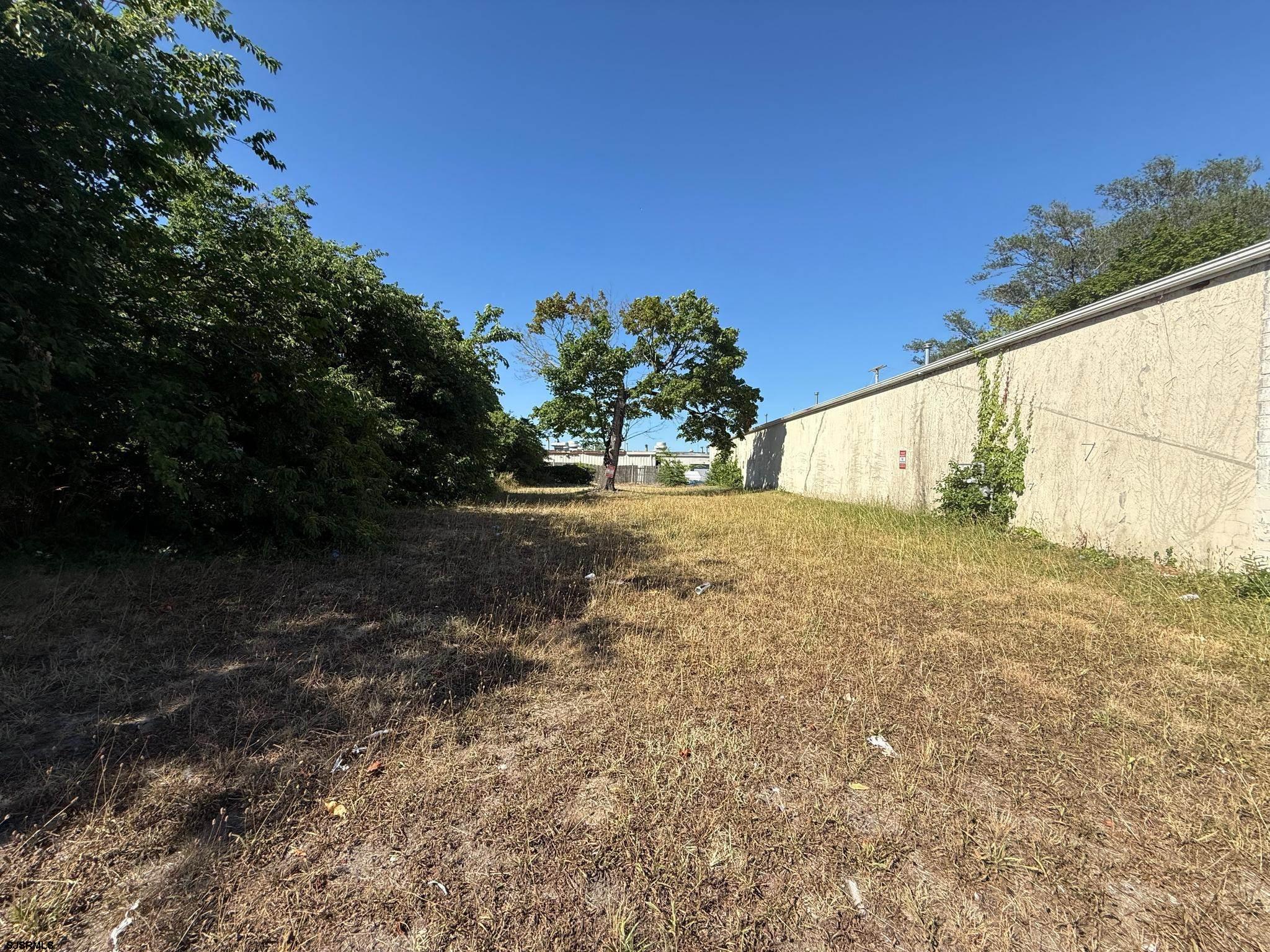 Commercial Lease in Pleasantville 4