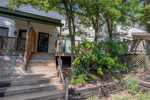 2217 N Crossover Rd, Fayetteville, AR, 72703-4365 | Card Image