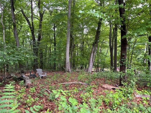 2002 Kello Dr, Greensboro, NC, 27455-1126 | Card Image