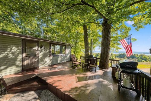 8280 S Vineyard Dr, Cedar, MI, 49621 | Card Image