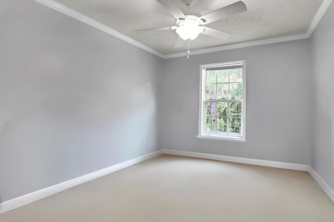 320 E Poplar | Image 33