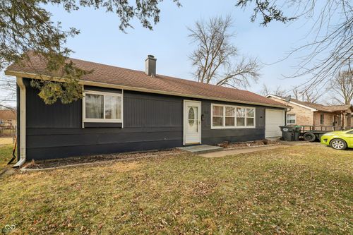 620 Carol Dr, Greenwood, IN, 46143-1229 | Card Image