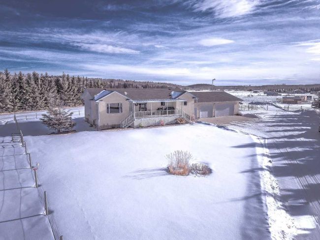 33037 Range Road 55, Home with 4 bedrooms, 3 bathrooms and 6 parking in Sundre AB | Image 47