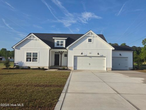 2812 Tucker Hill Dr, Grimesland, NC, 27837-7705 | Card Image