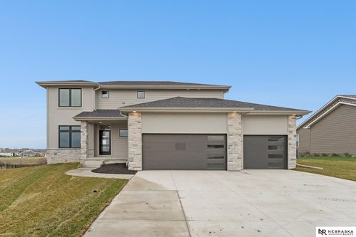 11653 S 119th St, Papillion, NE, 68046-5930 | Card Image