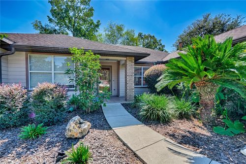 9027 16th Ln, GAINESVILLE, FL, 32606-6791 | Card Image