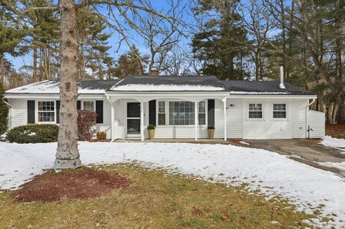 68 Michael Rd, Raynham, MA, 02767-1235 | Card Image