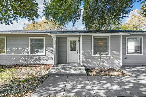 1502 Kent Dr, Arlington, TX, 76010-8215 | Card Image