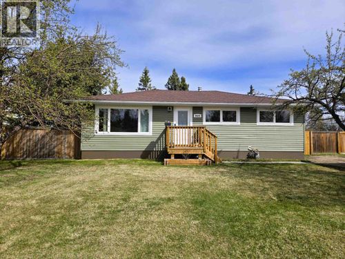 9524 111 Avenue, Fort St John, BC, V1J2T8 | Card Image